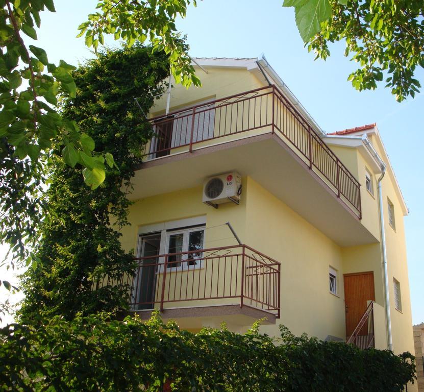 Vinišće Apartments Borozan מראה חיצוני תמונה